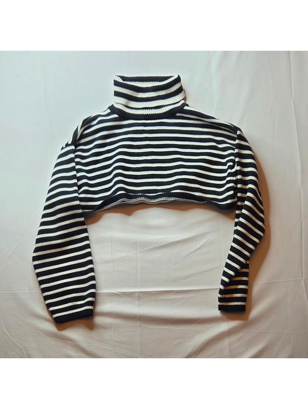 Olivaceous Striped Ultra Cropped Turtleneck Sweater Large 100% Cotton NWOT